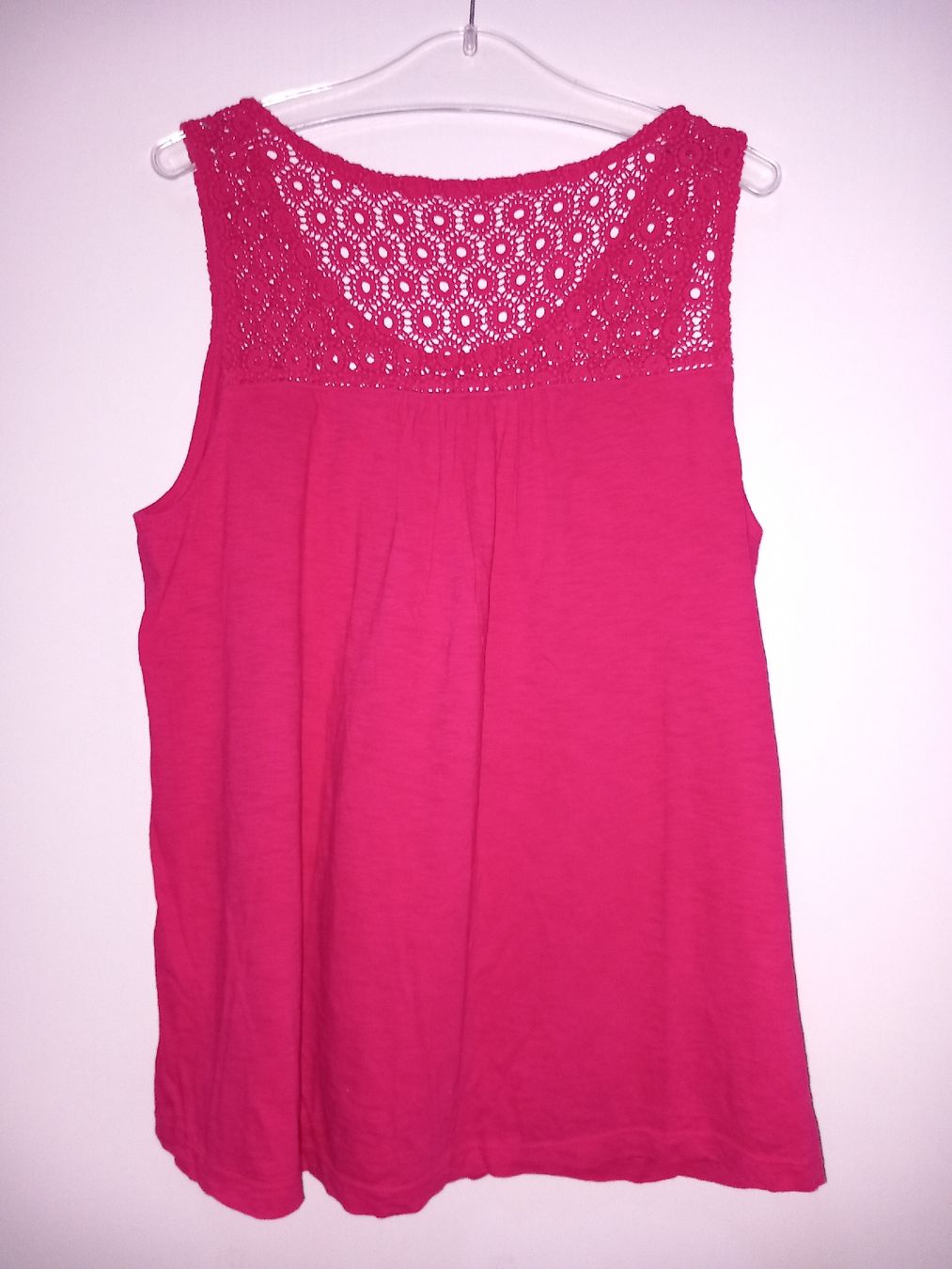 T-Shirts: T-Shirt, magenta, M/L – Gebraucht aus Näfels von gil_sindamel 4