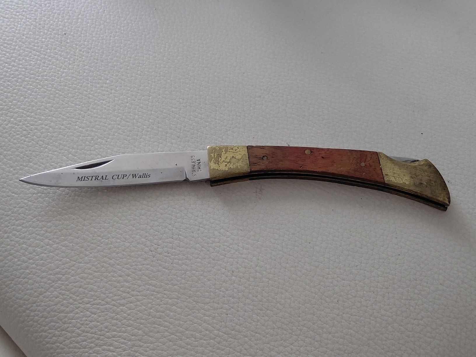 Coltelli tascabile: Klappmesser Mistral Cup/Wallis Stainless China gebraucht – Usato da Belp venduto da mar_76s8