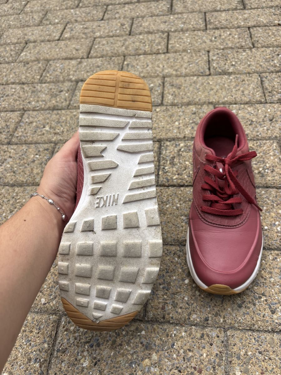 Nike Chaussures femmes: Nike Damenschuhe – D'occasion à Hendschiken par besusu 4