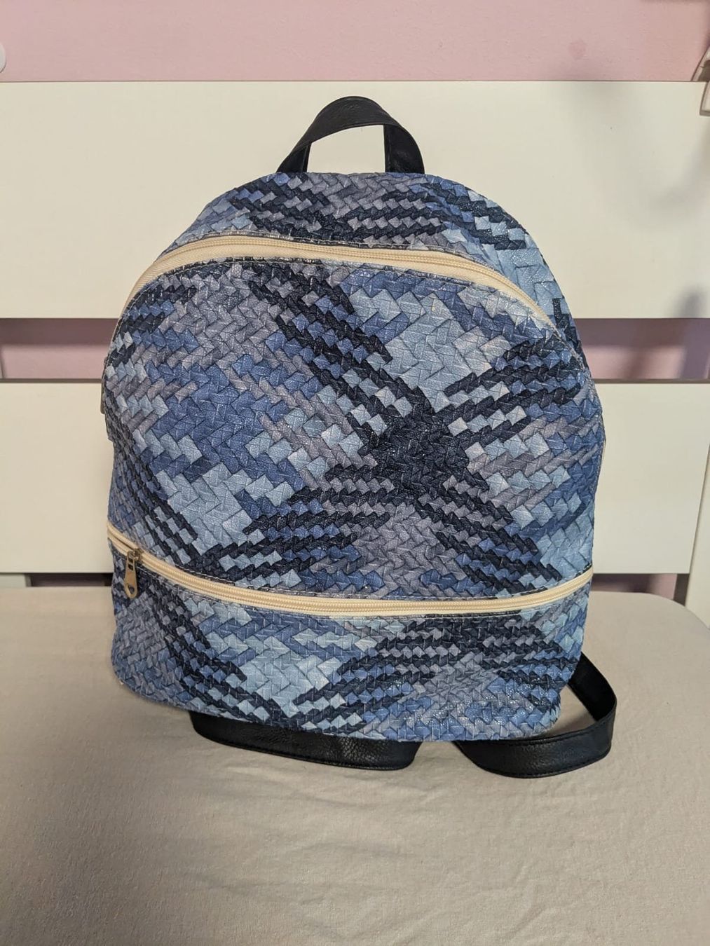 Zaini: Modischer Rucksack mit viel Stauraum – Usato da Buchs SG venduto da Brigitte-Noemi