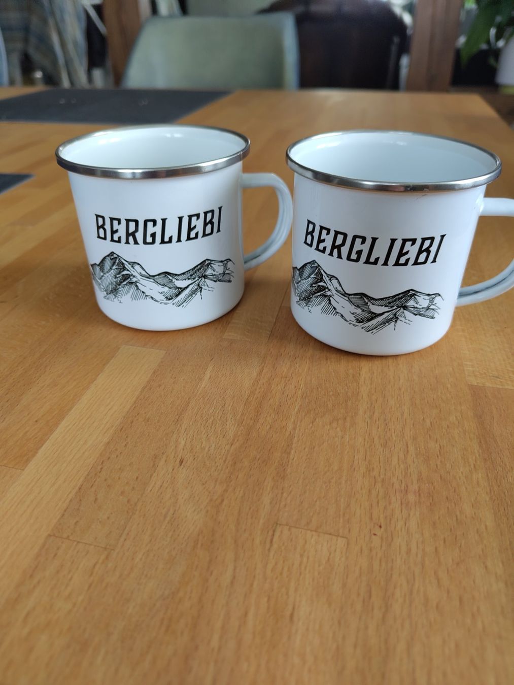 Tasses: 2 Tassen "Bergliebi" von GripTip – Neuf (Voir description) à Buttisholz par Simone_n 1