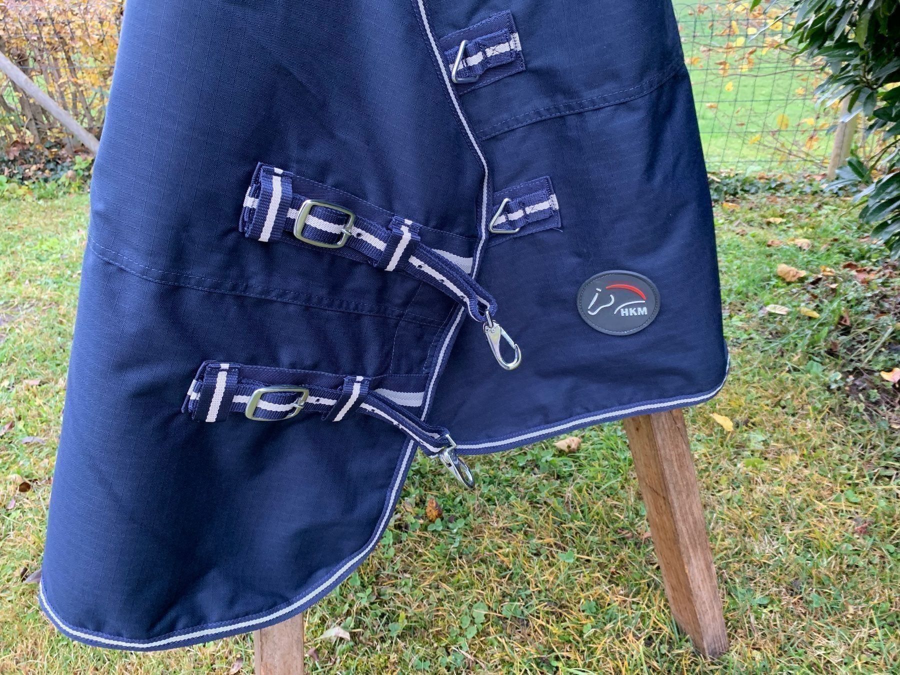 Carrozze: schöne dunkelblaue Weidedecke – Usato da Feldbach venduto da Olive1 4