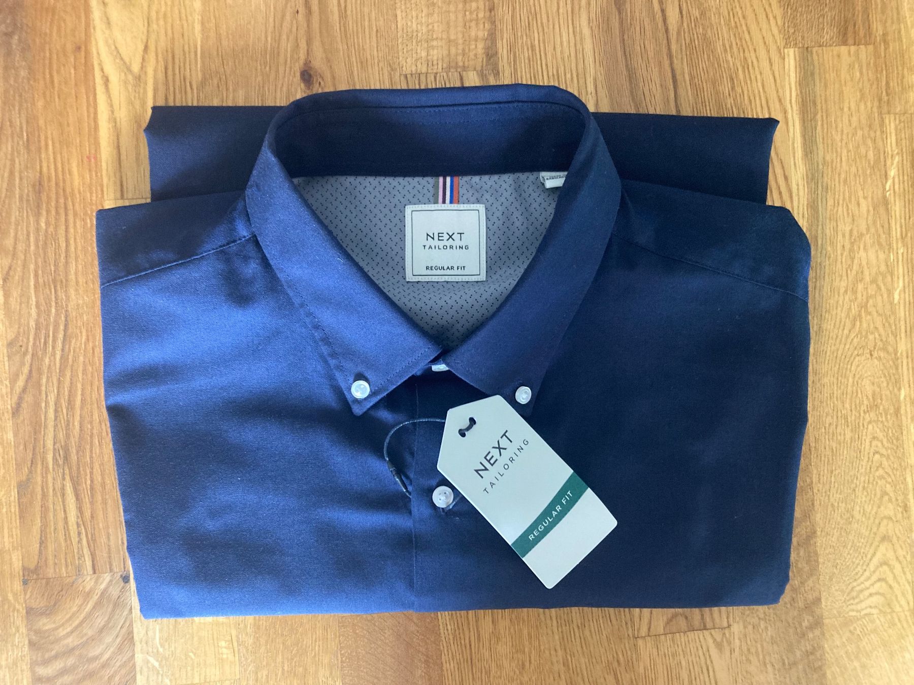 Next Camicie: Next Tailoring Hemd Regular Fit XXL neu mit Etikett – Nuovo (secondo la descrizione) da Wängi venduto da Kaesli 5