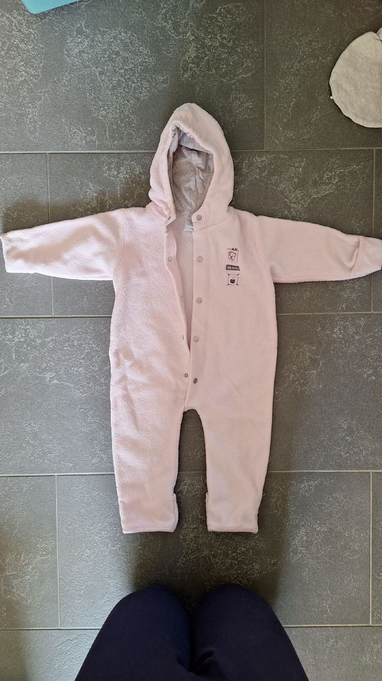 Completi: Overall Fleece – Usato da Leuzigen venduto da Huski701