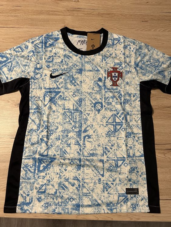 Maillot De Foot Portugal Euro 2012 - Taille 12 Ans - Occasion Très Bon état