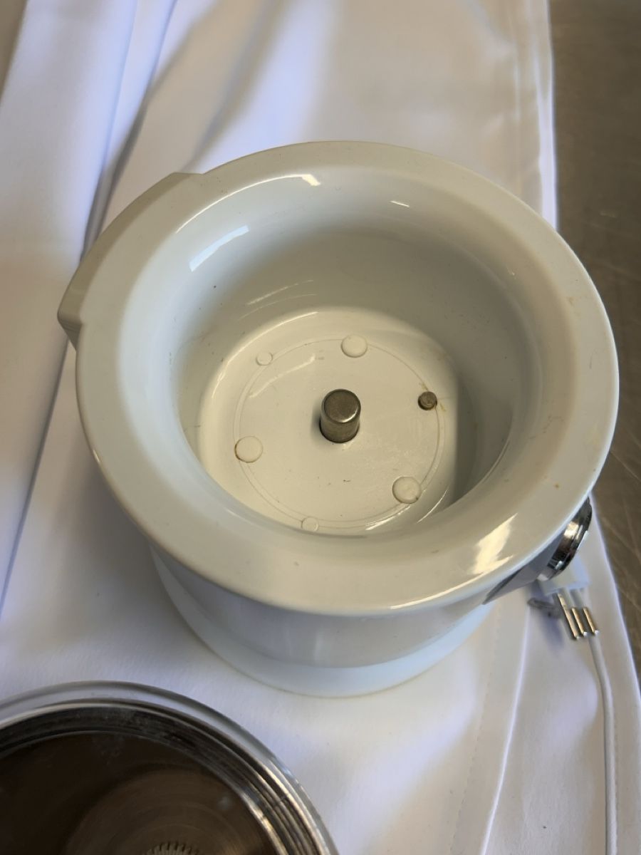 Elettrodomestici da cucina: Milchaufschäumer Severin Edelstahl Weiss gebraucht – Usato da Kehrsiten venduto da fot_55m5 2