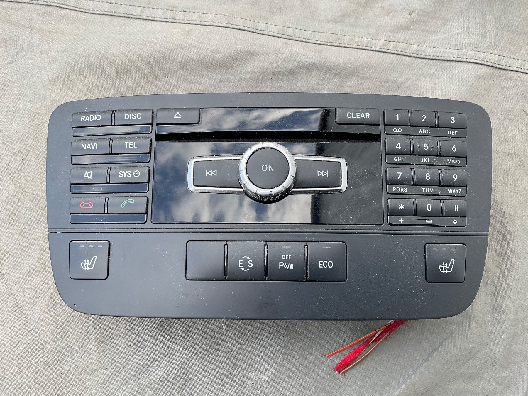 Radios: Façade commande centrale Comand GLK 250 X204 – Gebraucht aus Riaz von jcp_8dj2