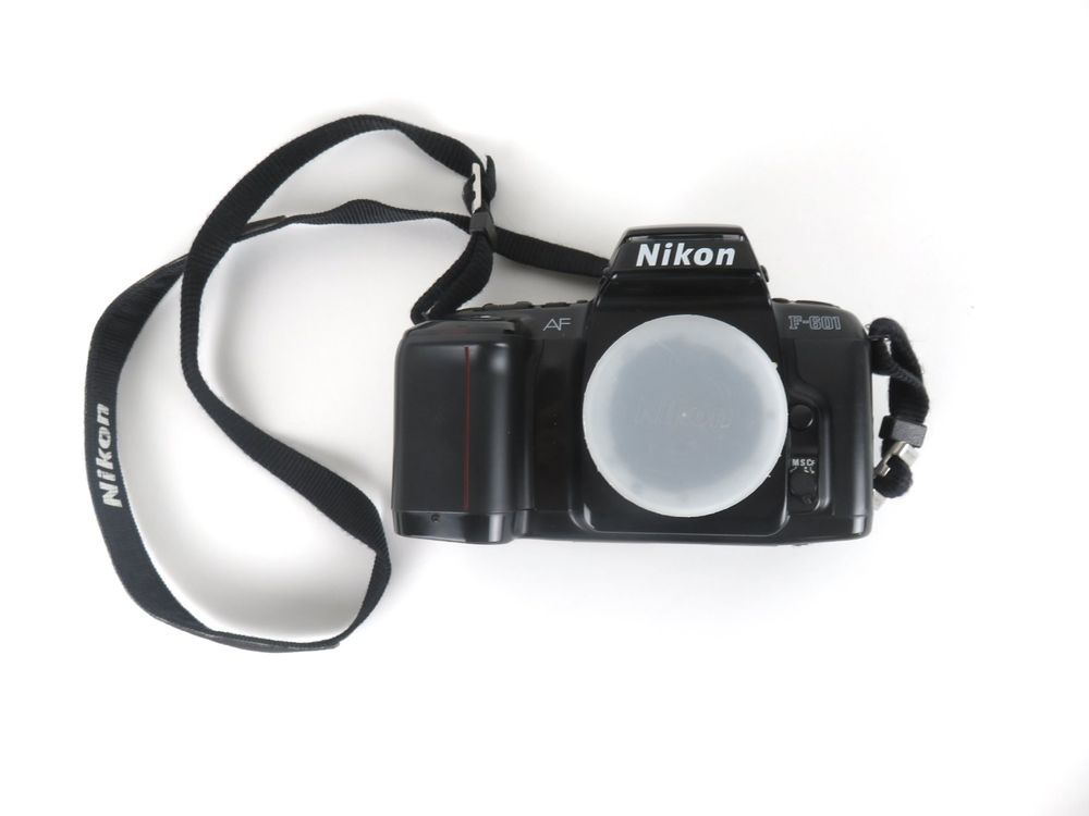 Spiegelreflexkamera Nikon Body F-601 1