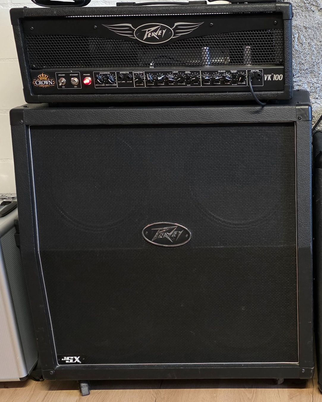 Peavey Amplificatori: PEAVEY Valveking 100 mit 4x12 JSX Boxe – Usato da Luterbach venduto da SuperHuper