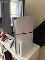 PlayStation 5 avec lecteur + manette + jeux  Très bon état