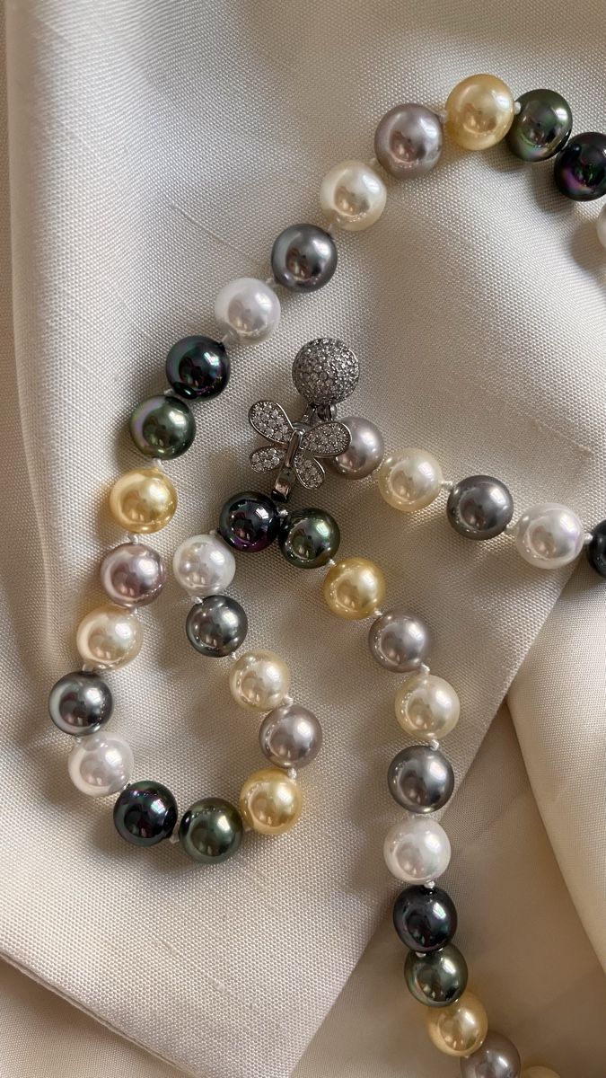 Catenine: Collana perle multicolore con chiusura a farfalla – Nuovo (secondo la descrizione) da Lugano venduto da yul_fhg2 6