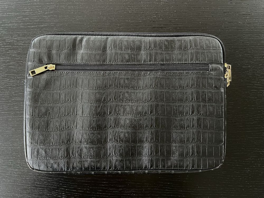 Laptophülle Guess 13“ 2
