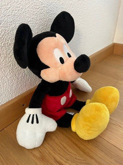 Disney Giocattoli: Mickey Mouse peluche – Nuovo (secondo la descrizione) da Zürich venduto da agn_6l9v 2