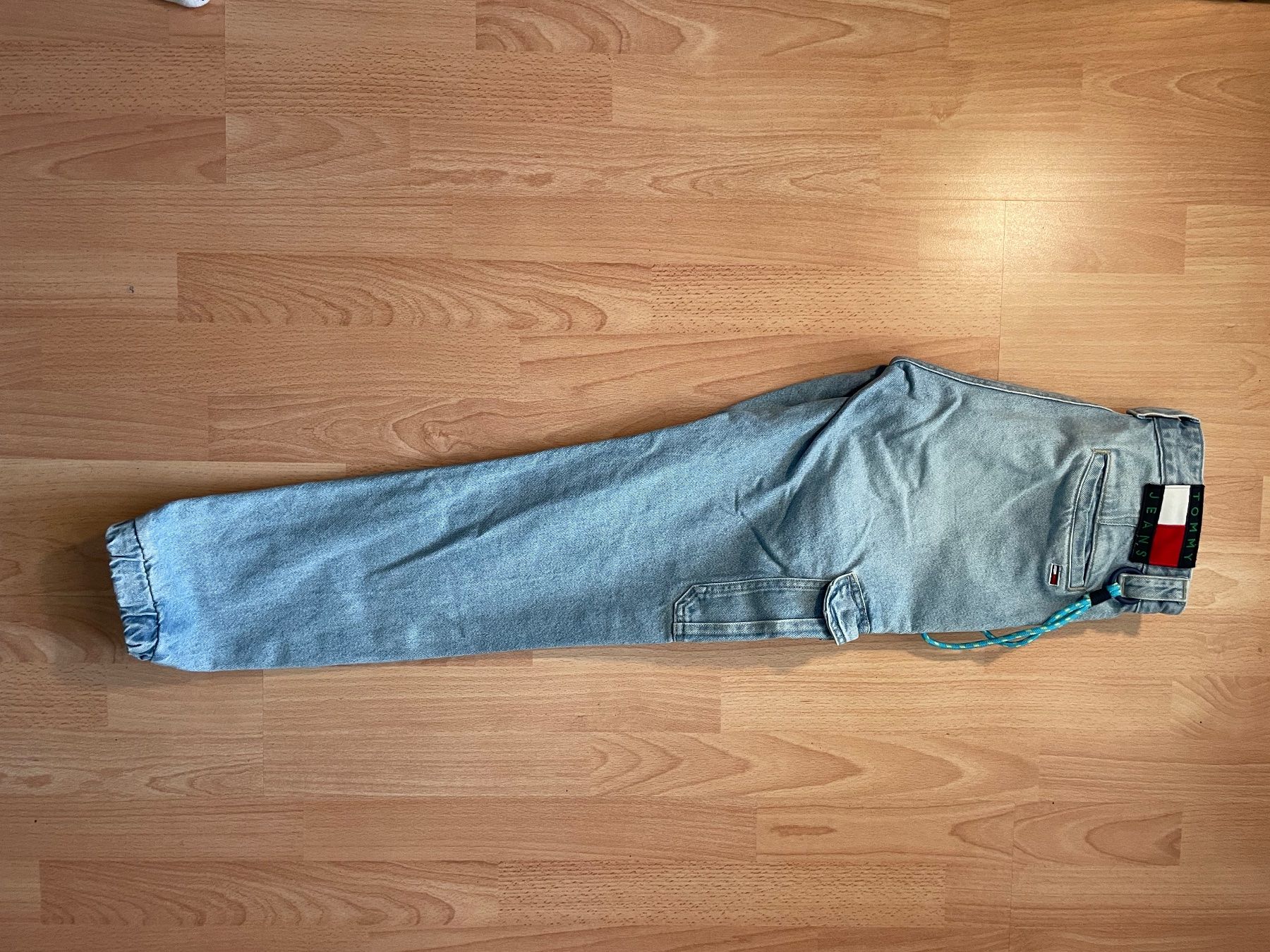 Tommy Hilfiger Jeans: Cargohosen Tommy Jeans – Neu (gemäss Beschreibung) aus Therwil von YA-8 3