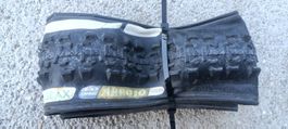 Pneu VTT pliant Geax Arrojo 26x2.0 bon état