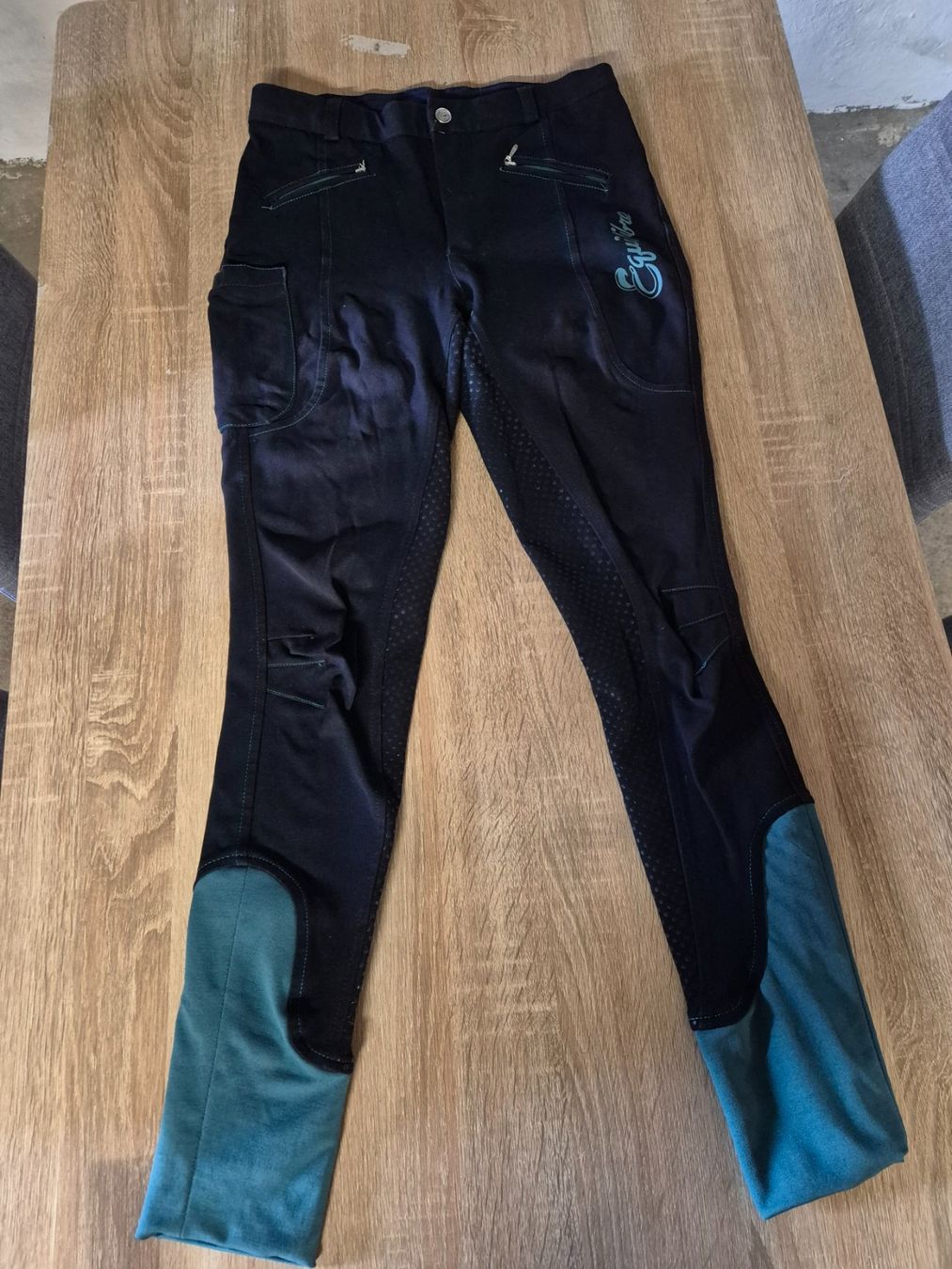 Pantalons: Equilibre Reithose 176 – D'occasion à Meggen par Orrinka20