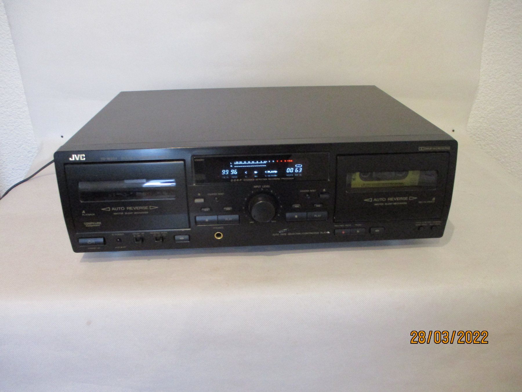 JVC Registratori: JVC TD-W254 Doppel Kassettendeck – Usato da Liestal venduto da Disc-Point