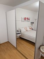 Spiegelschrank