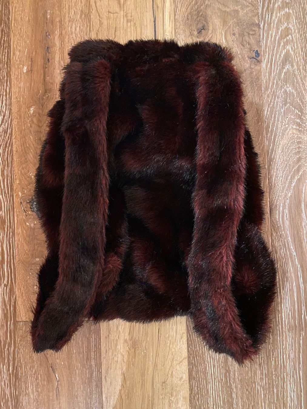 Zaini: Great faux fur maroon backpack – Usato da Grund b. Gstaad venduto da PlageNeige 3