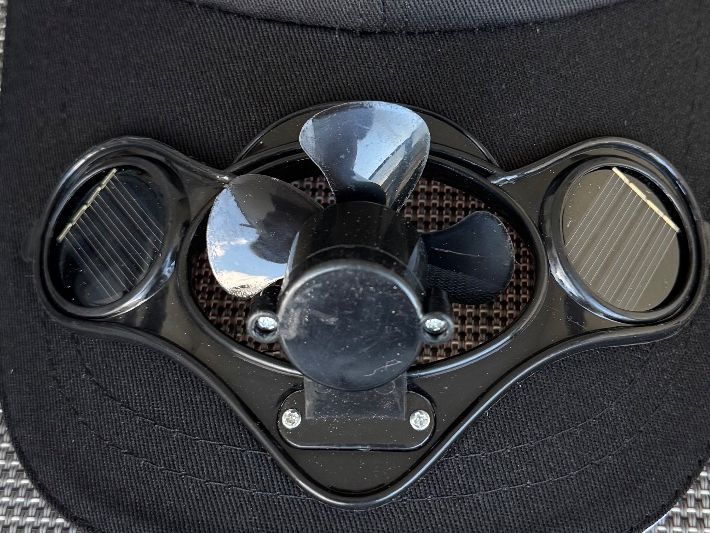 Copricapi, berretti & cappellini: Solar Baseball Cap Mütze mit integriertem Mini-Ventilator - – Nuovo (secondo la descrizione) da Neuhausen venduto da Ematrix 6