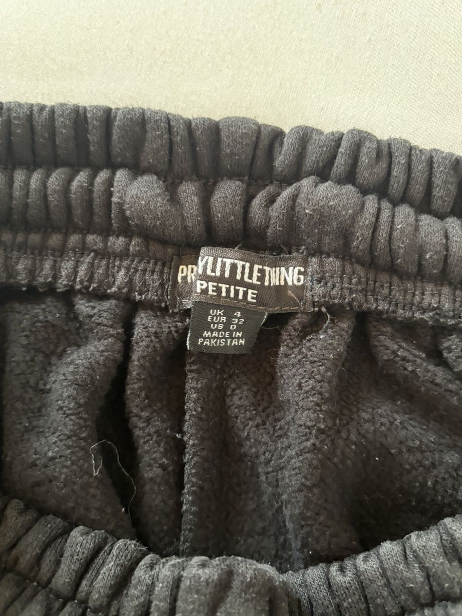 Hosen: jogging plt – Gebraucht aus Vouvry von sha_rk5q 2