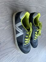 Schuhe für Junge Gr. 39/40