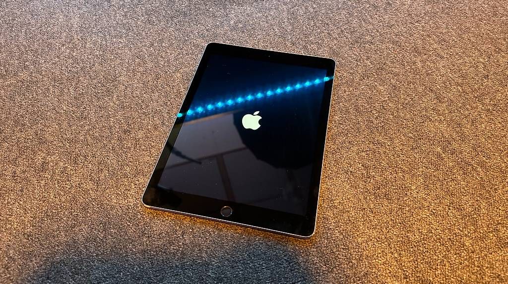 Tablet PC: Gebrauchtes iPad Air2 – Gebraucht aus Oberwil BL von Flint_6