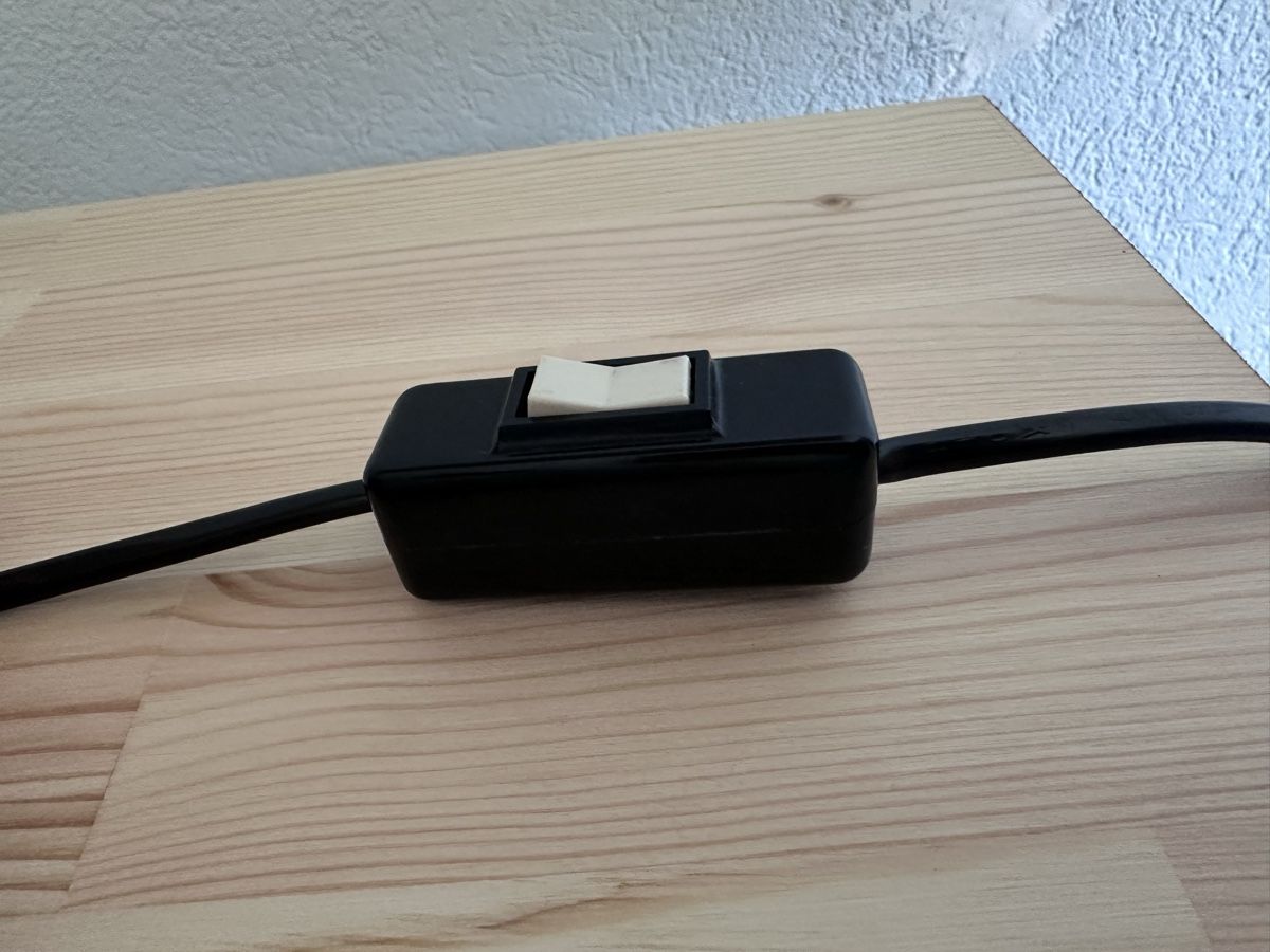 Lampen: Rote Vintage Klemmleuchte – Gebraucht aus Luzern von cam_f7qx 3