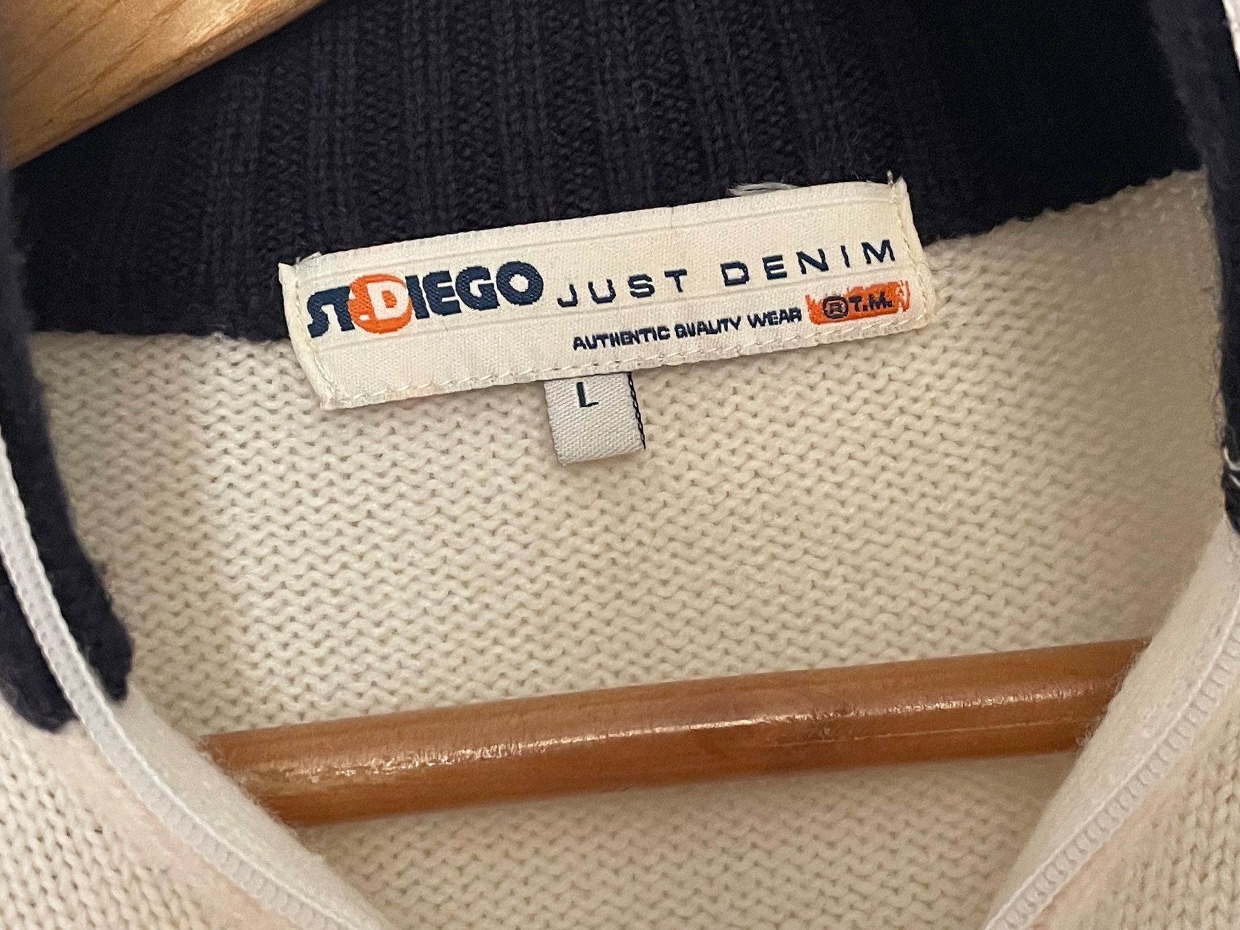 Maglioni & Felpe: Unique Vintage Crans Montana Pullover L – Usato da Bern venduto da Rigoler 2