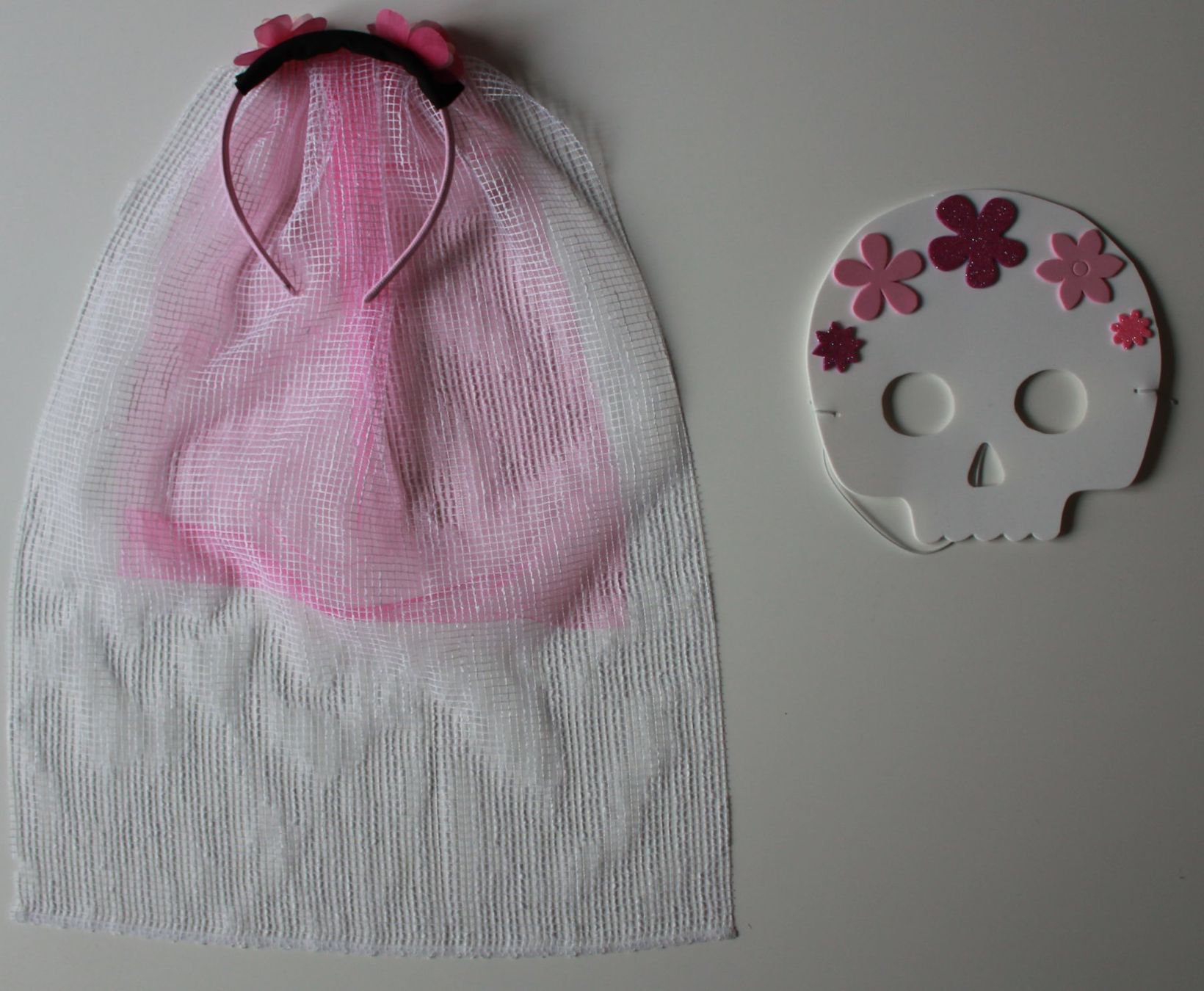 Costumi: Costume squelette / Skelett t. 7 - 8 ans – Usato da Peseux venduto da CoolShoping 6
