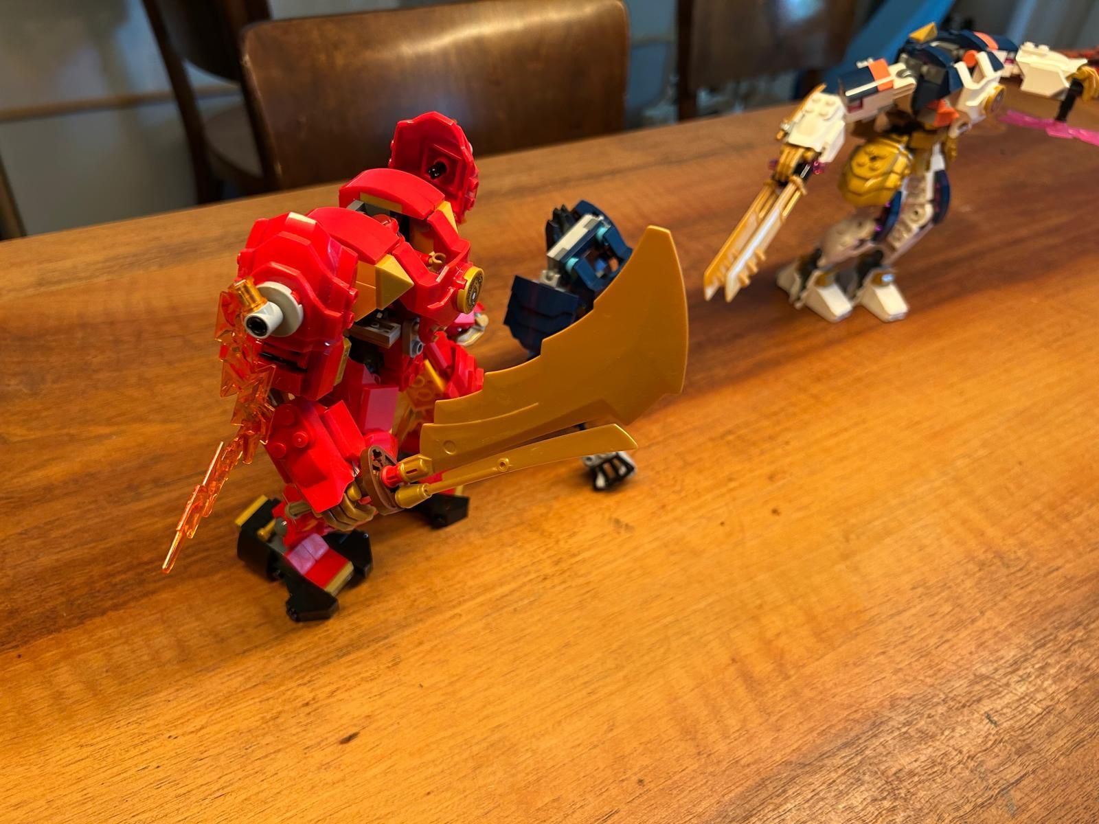 Lego Statuette: LEGO Ninjago Figuren Set gebraucht – Usato da Zürich venduto da cat 2
