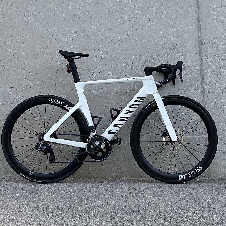 Vélos: Canyon Aeroad CF SLX 7 AXS 2025 – D'occasion à Oron-la-ville par Kil20