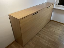 Praktisches Klappbett zu verkaufen