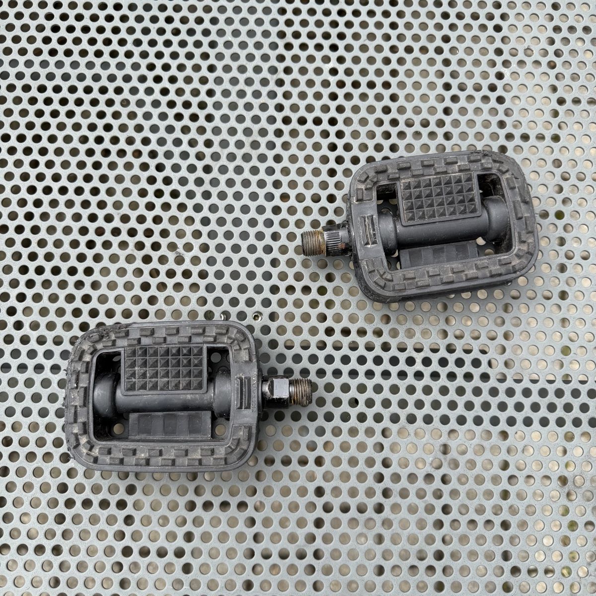 Puch Parti ricambio per ciclomotori: Puch Maxi Or Pedale Set - Top Zustand  – Nuovo (secondo la descrizione) da Wetzikon ZH venduto da ann_drh6 2