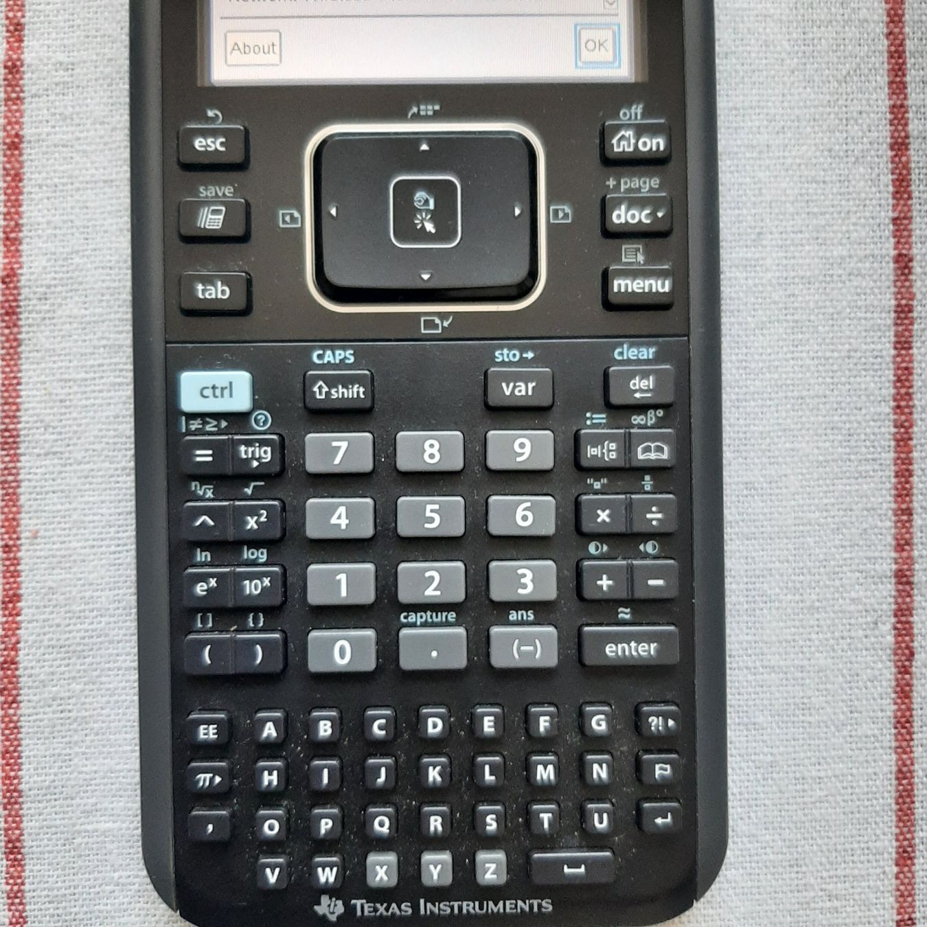 Texas Instruments Calcolatrici tascabili: TI-Nspire CX CAS avec câble – Usato da Carouge GE venduto da cecob0909 2