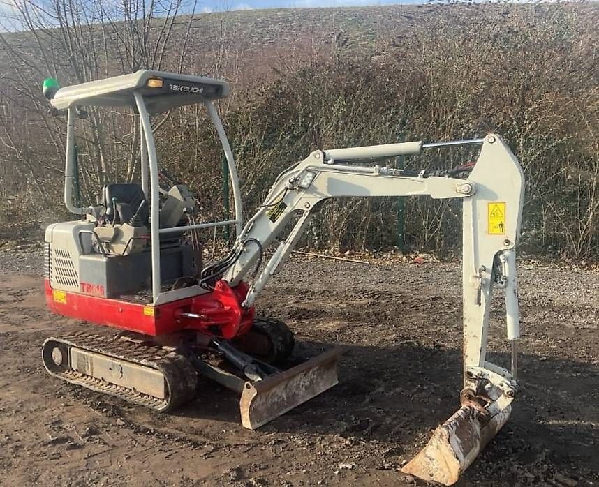 Takeuchi Escavatori: Takeuchi tb 016 – Usato da Castasegna venduto da Dodone1982