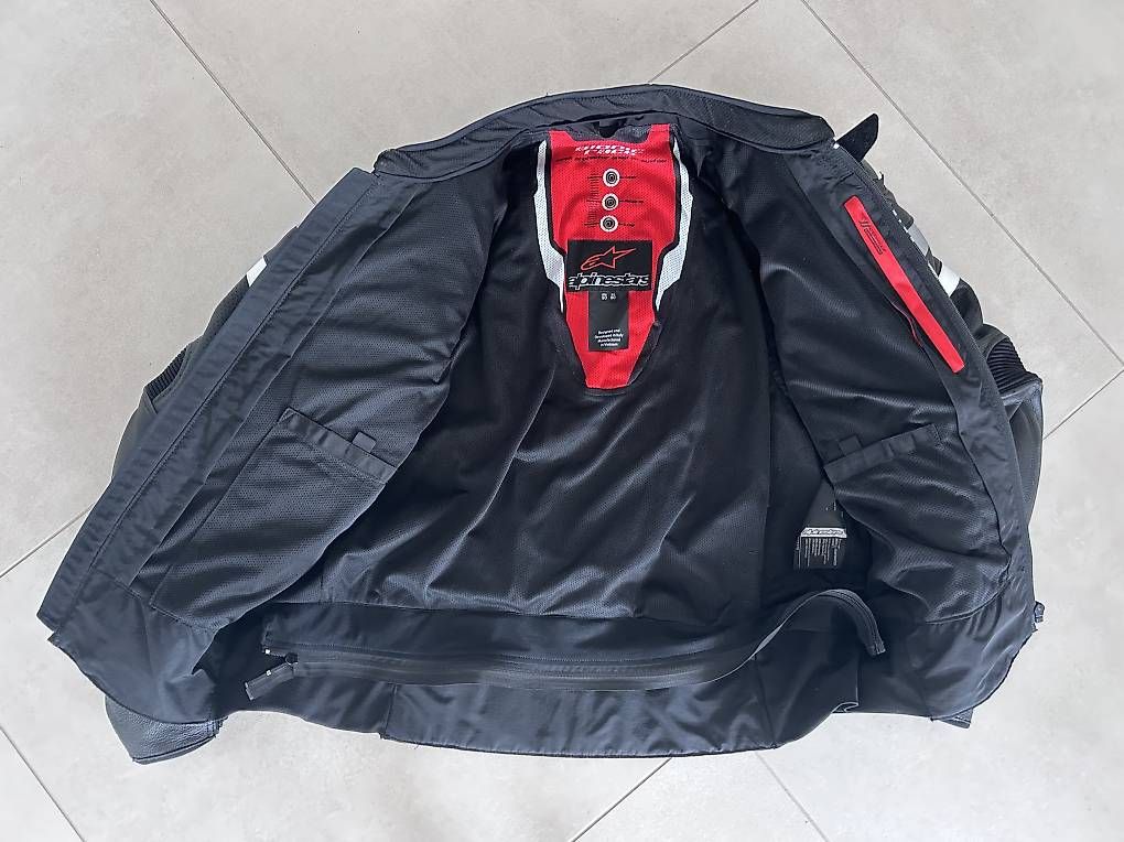 Alpinestars Jacken: Motorradjacke Alpinestars Gr. 60 – Gebraucht aus Heimberg von sb3627. 1