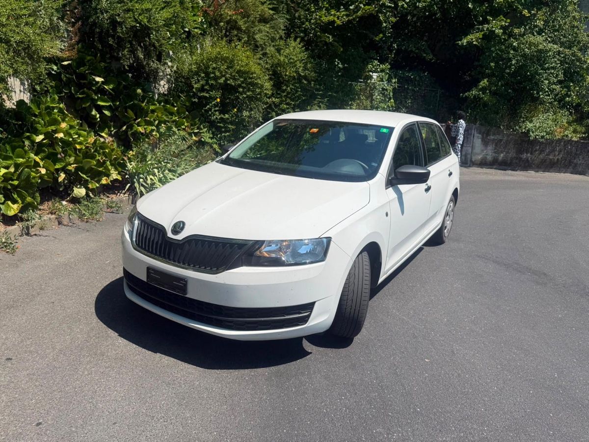 Skoda Autos: Skoda Rapid Hatchback White Used Condition – D'occasion à Thalwil par 0041angel