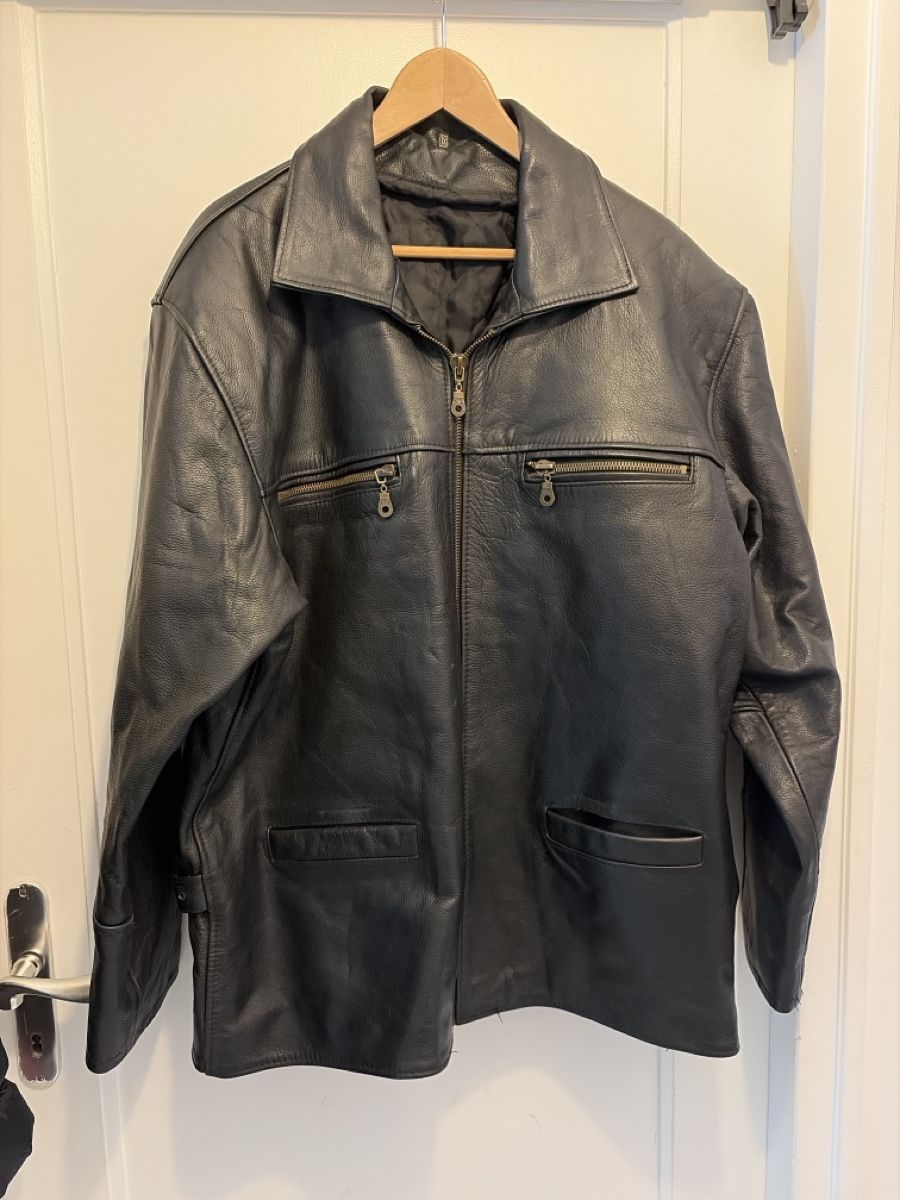 Jacken: Veste en cuir – Gebraucht aus Chavannes-Renens von jtaram