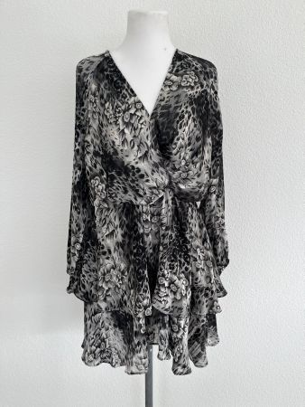 Tolles Kleid, Dehnbar, NEU, Gr. M