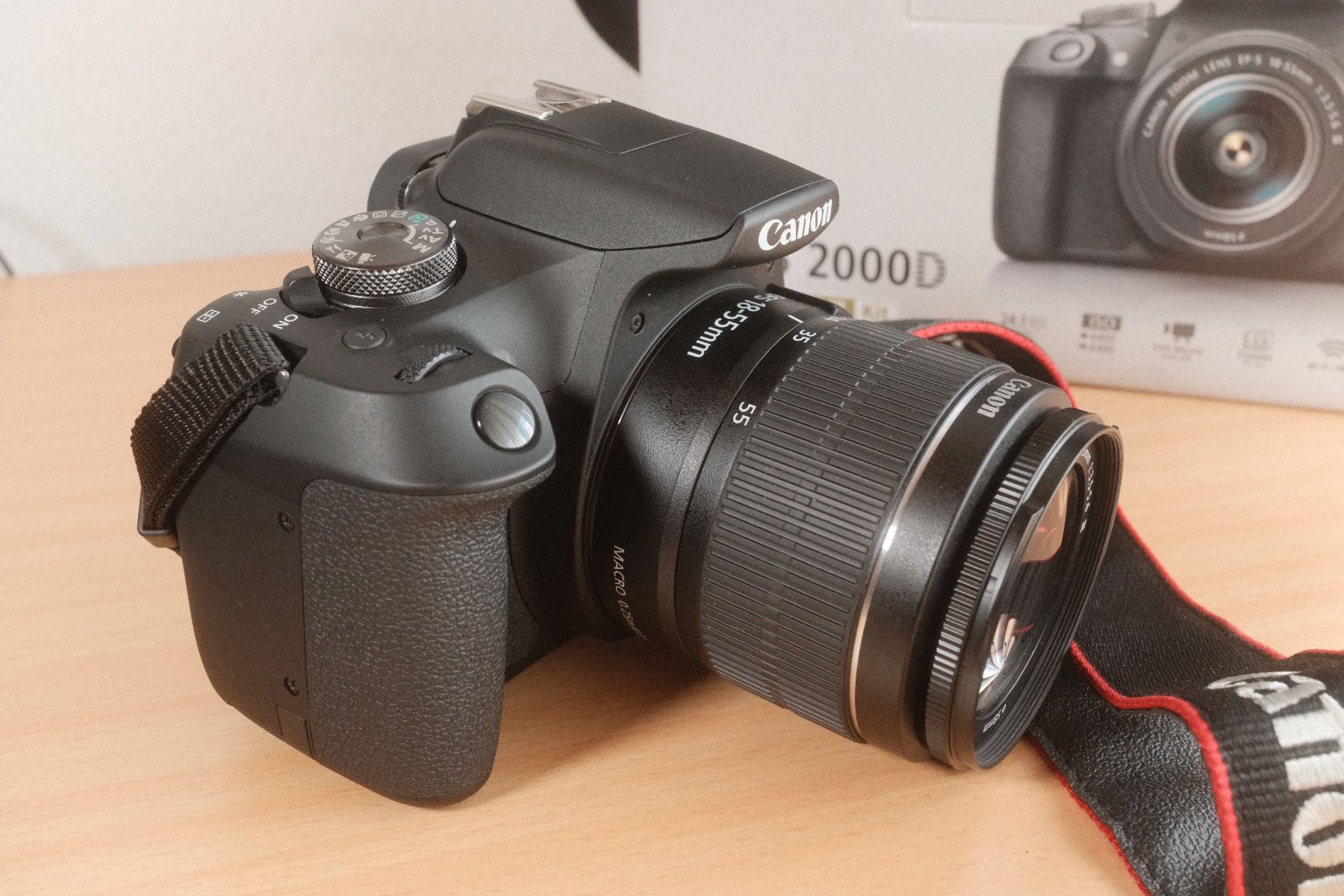 Canon Fotocamera: Canon EOS 2000D Kit EF-S 18-55 mm III + Tragetasche – Nuovo (secondo la descrizione) da Kreuzlingen venduto da jeje98 3