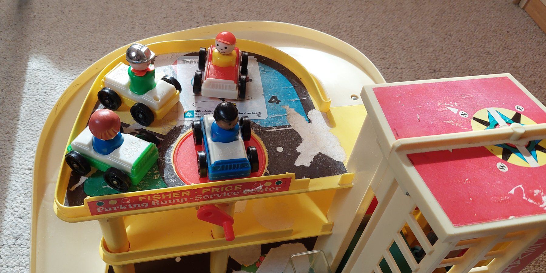 Fisher-Price Giocattoli: Garage Fisher Price – Usato da Frauenfeld venduto da ma510 2