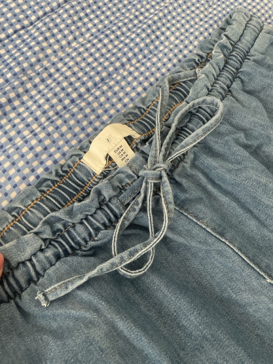 H&M Jeans: Pantaloni H&M denim – Gebraucht aus Zürich von VFC161 1