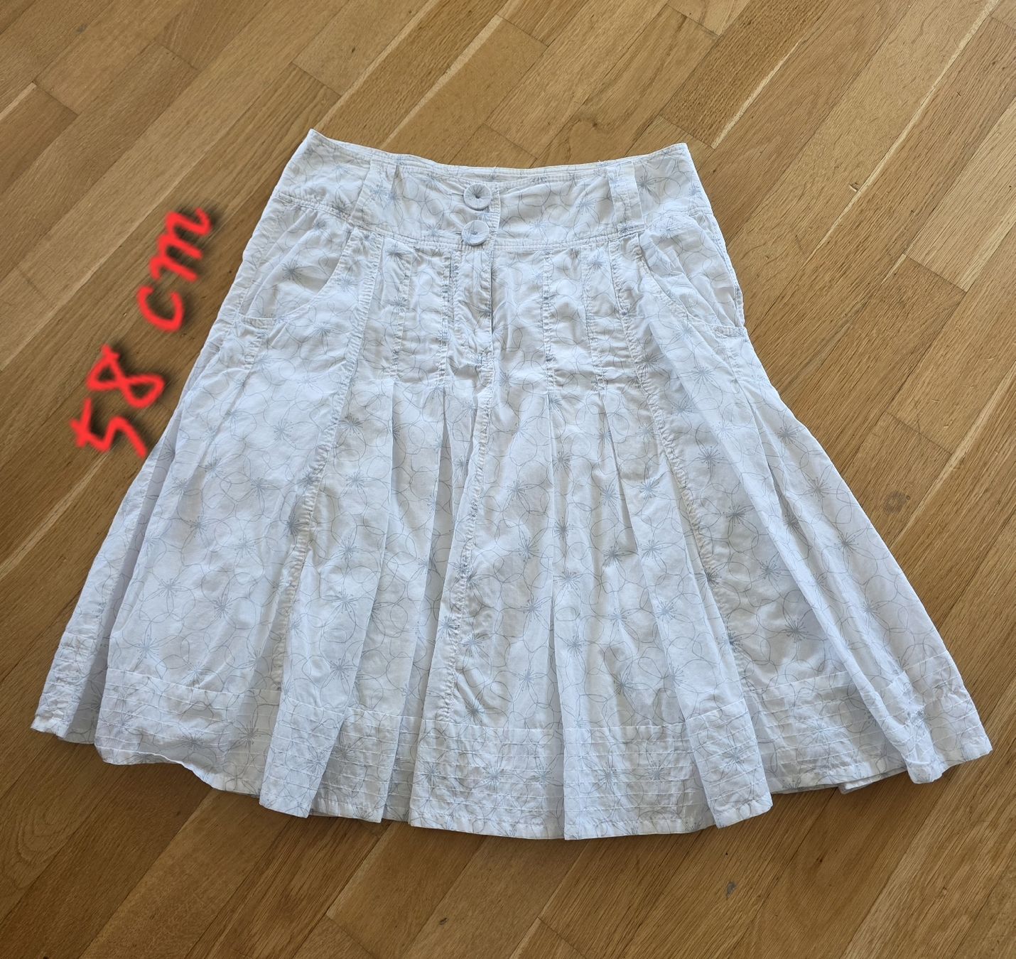 Esprit Röcke: Rock Esprit weiss Grösse 36 – Gebraucht aus Malans GR von Pat800