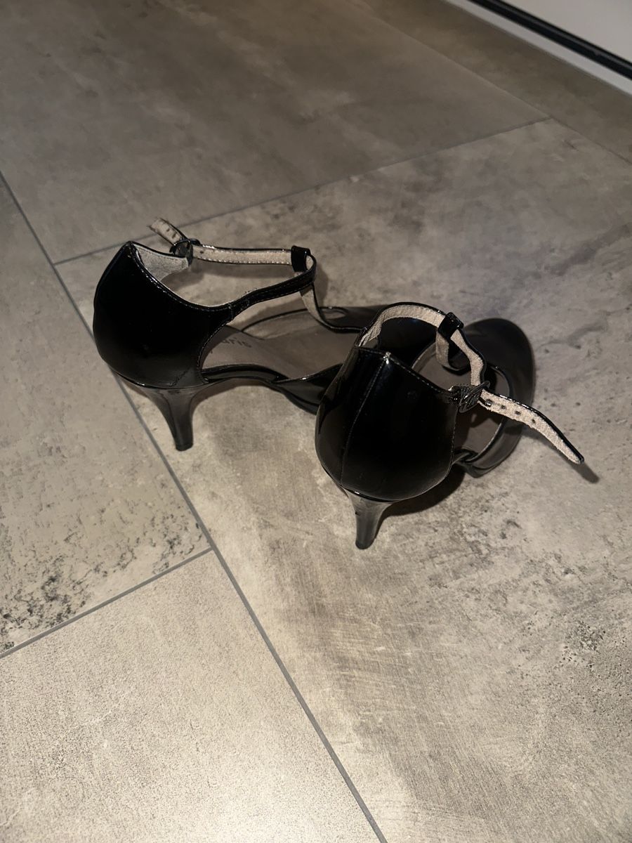 Tamaris Scarpe da donna: Chaussure à talons Tamaris  – Usato da Martigny-Croix venduto da mar_yt85 1