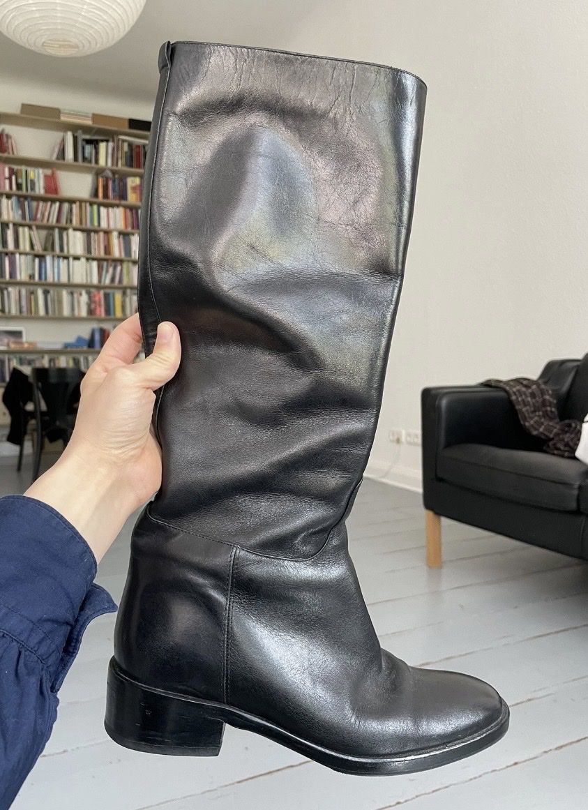 Max Mara Scarpe da donna: Max Mara Kniestiefel, schwarz, Größe 37  – Usato da Basel venduto da jfa_5rzf 1