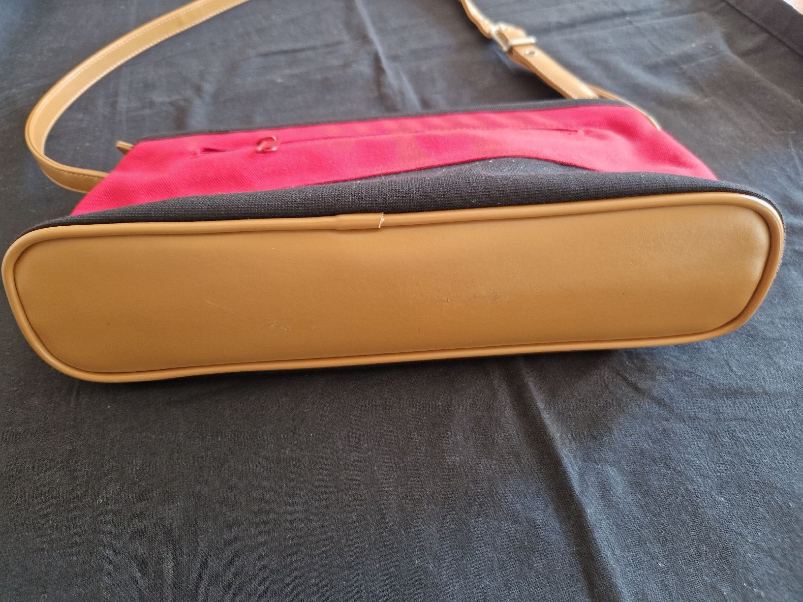 Taschen für Damen: Schultertasche Vintage London – Neu (gemäss Beschreibung) aus Fislisbach von mka_km8f 2