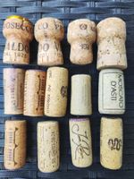 Korken-Set ( 14 Stück ) zum Basteln Interesse ?