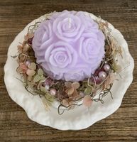 Arrangement Hand gemacht, mit verträumter Rosenkerze