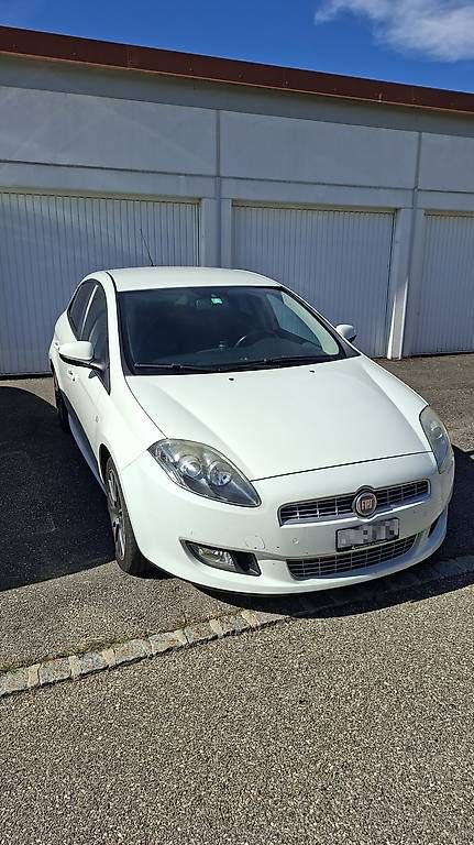 Fiat Autos: Fiat Bravo 1.4 16V Turbo Dynamic – D'occasion à Le Noirmont par Cl3ment